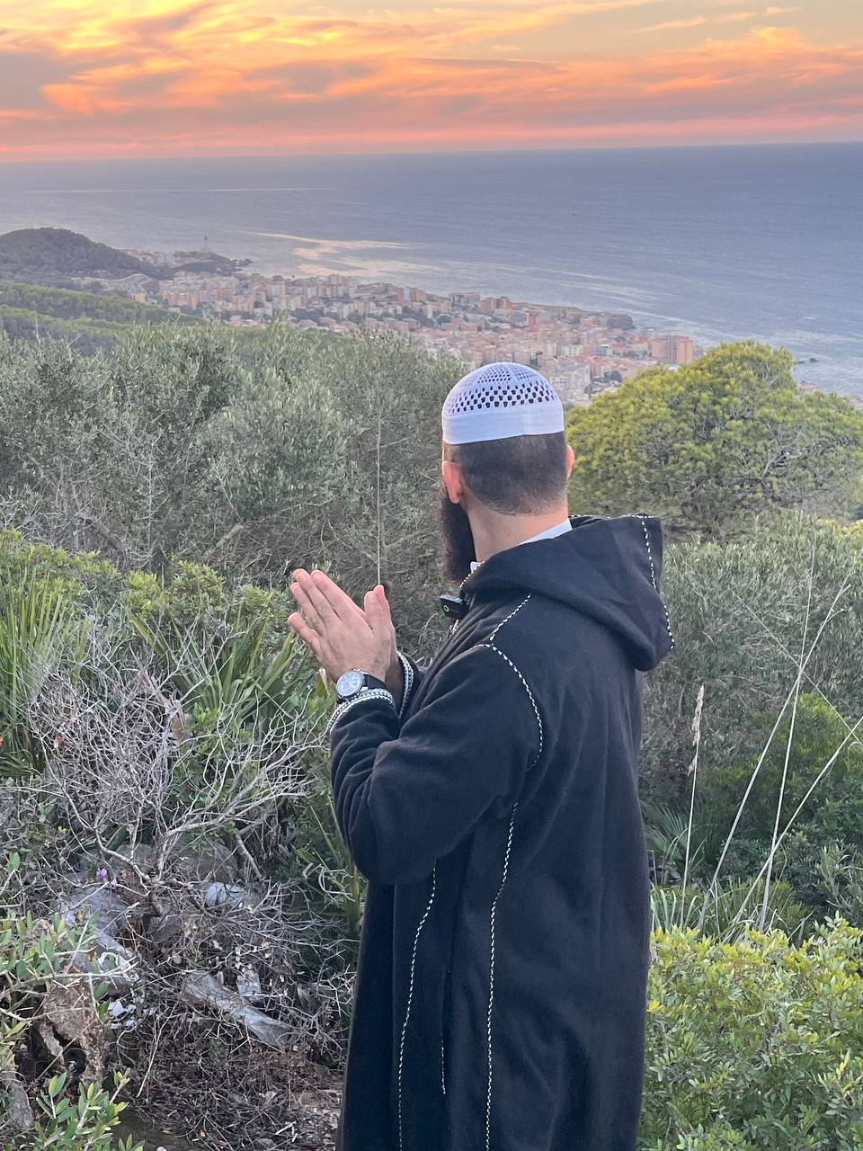 قشابة عصرية